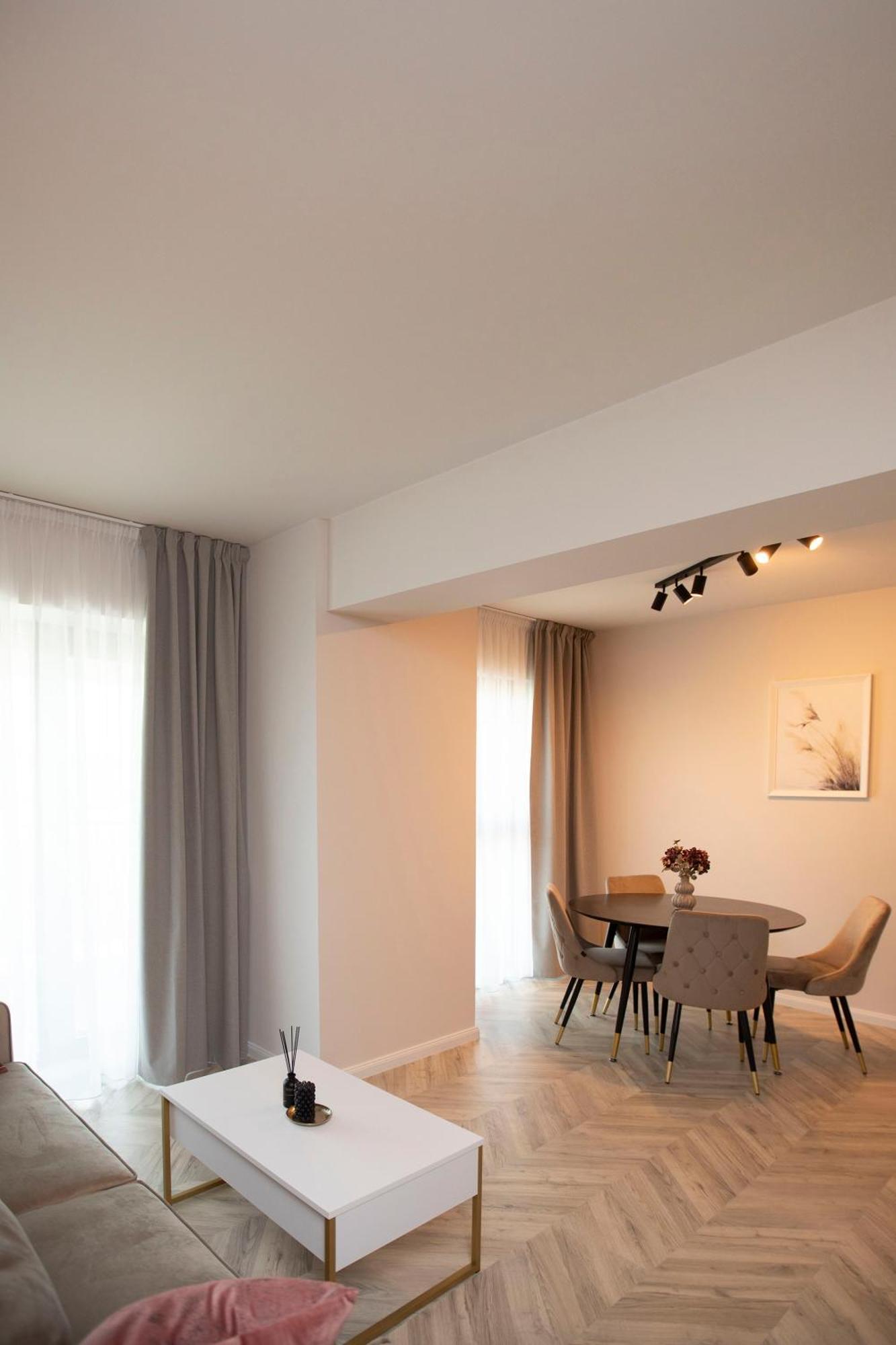 Boudoir 139 Apartments City Tower -18Th Floor Cluj-Napoca Exterior photo